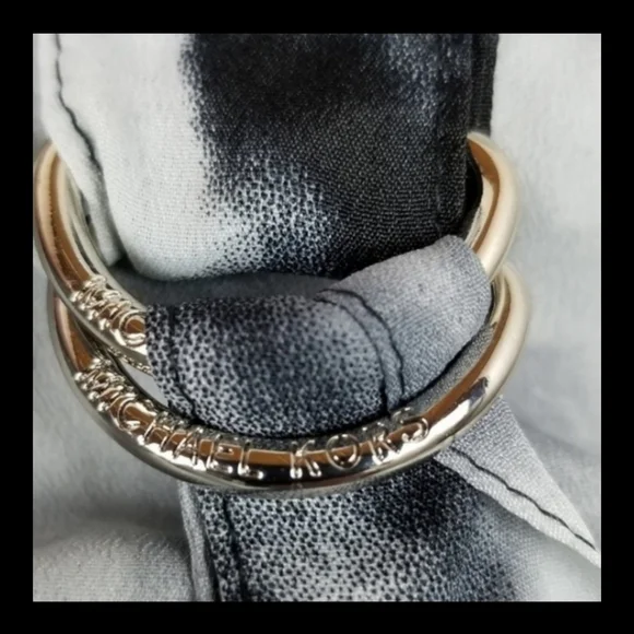 NWOT! MICHAEL KORS SPLATTER DESIGN BLOUSE - Picture 4 of 11